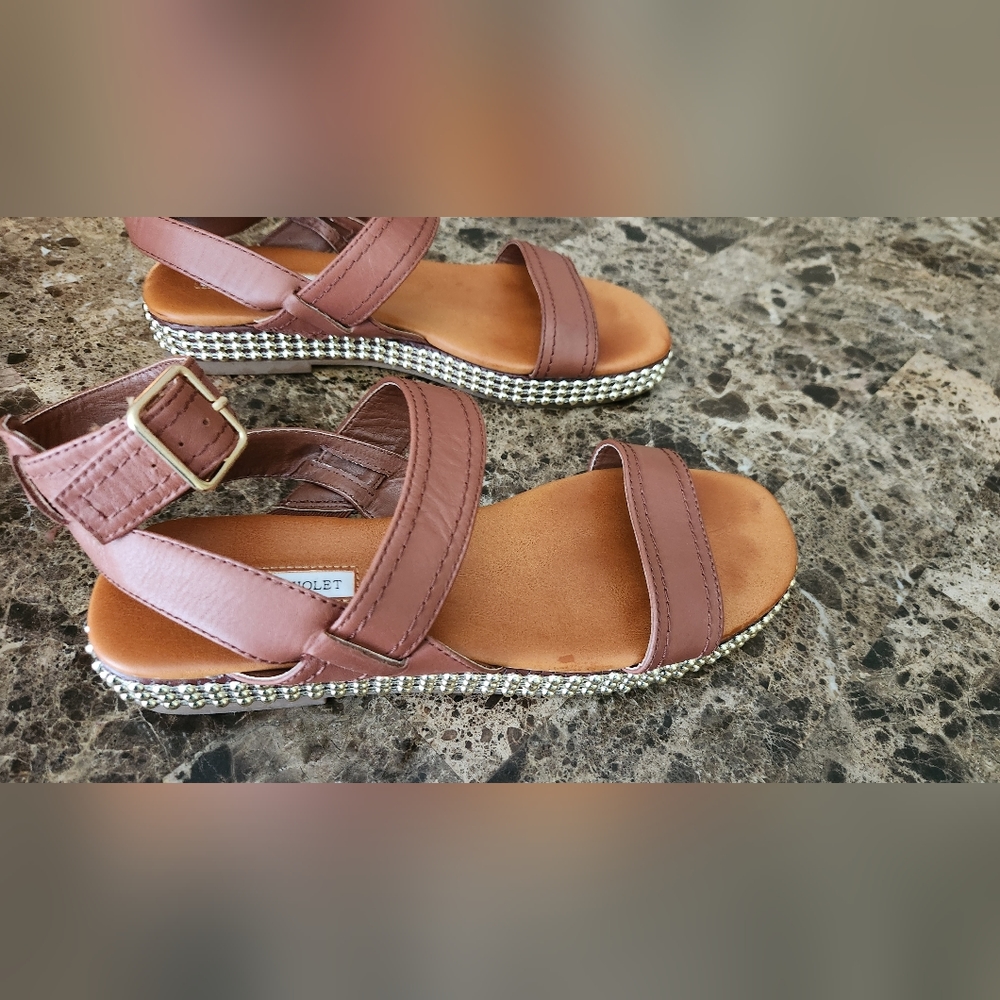 Chelsea & Violet Dax Ankle StrapChain Flatform Sandals - Picture 3 of 5